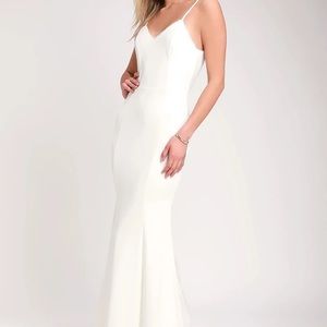 Plus size wedding dress